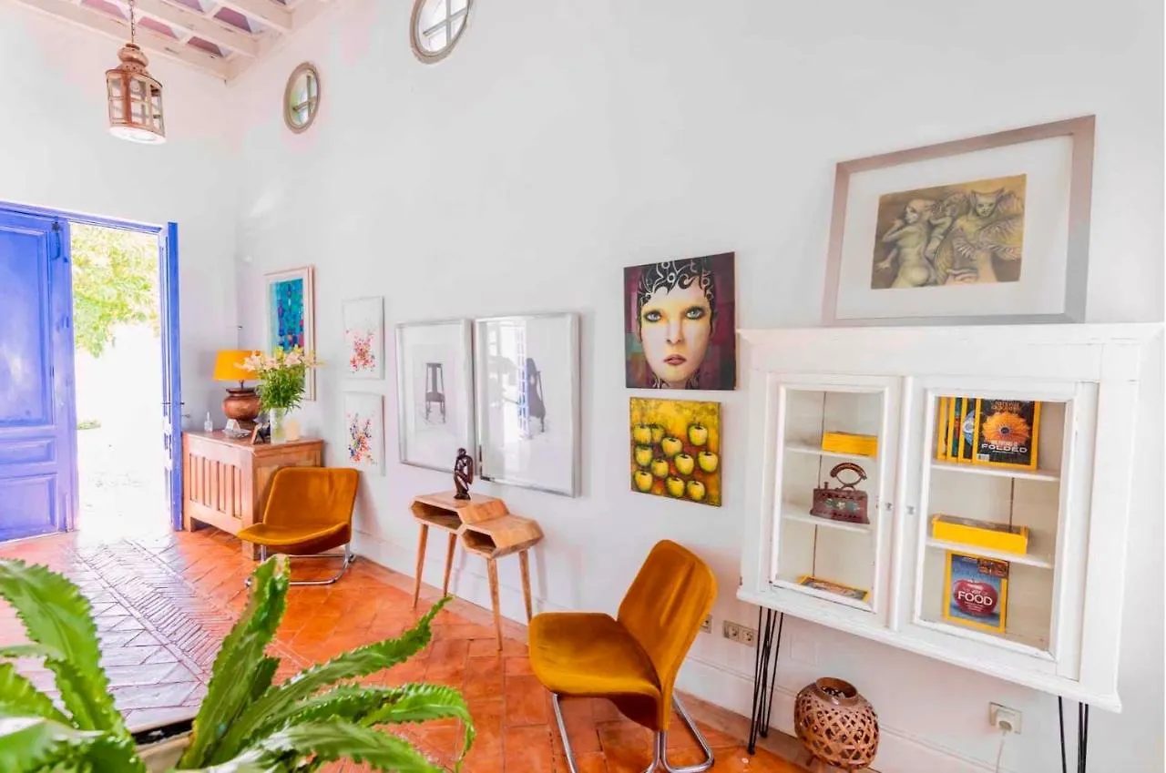 The Pearl - Marbella Bed & Breakfast